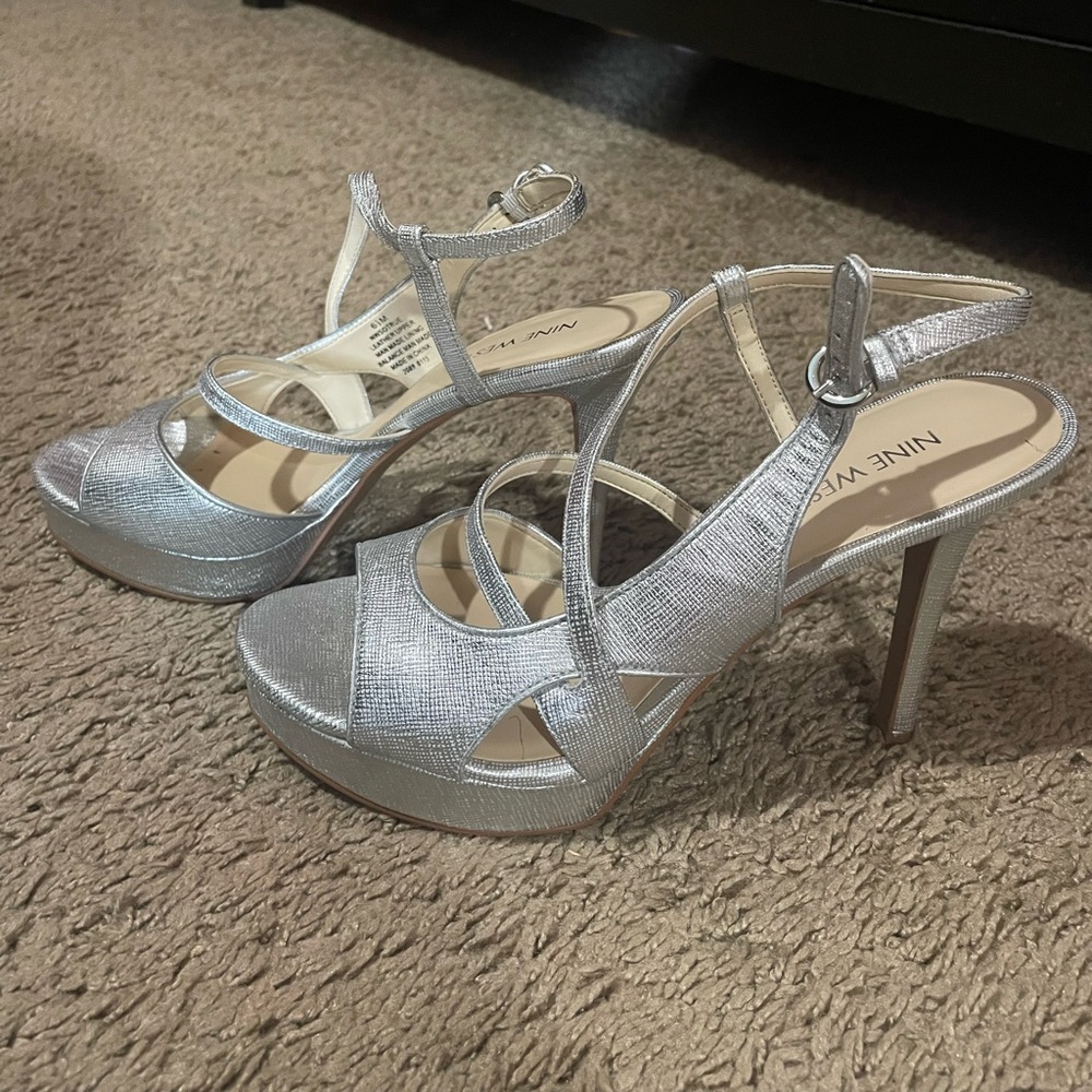 Nine west silver heels
